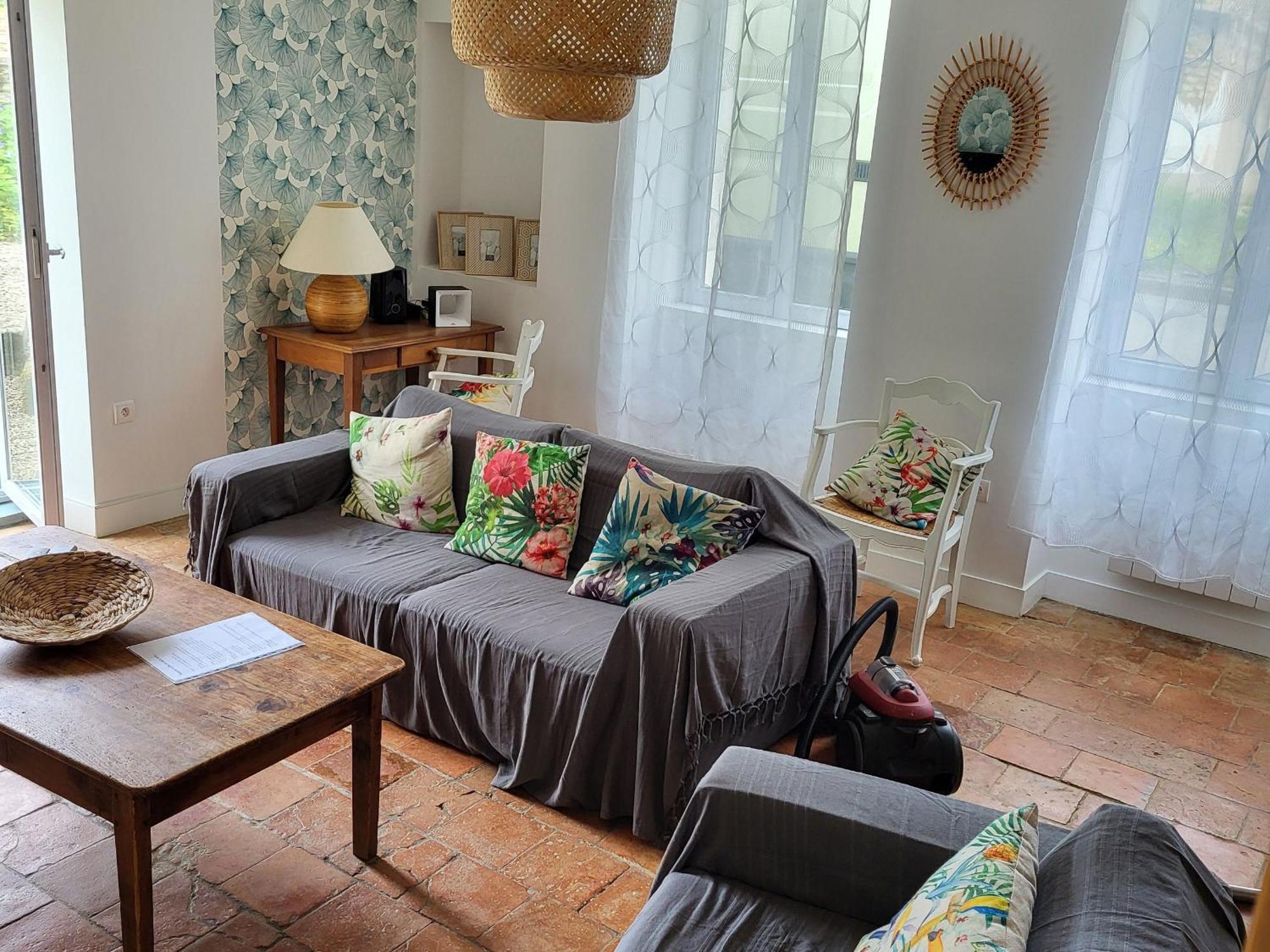 Maison De Village Avec Jardin, Parc Prive Et Box Fibre, Animaux Bienvenus, A 15 Min Du Mans - Fr-1-410-333 Mezieres-sous-Lavardin ภายนอก รูปภาพ